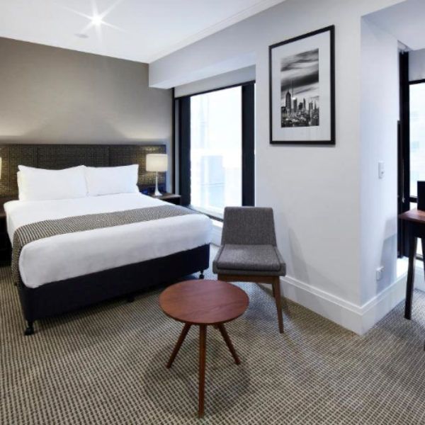 Stamford Plaza Melbourne Room