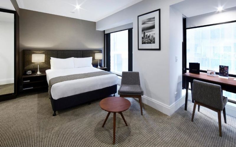 Stamford Plaza Melbourne Room